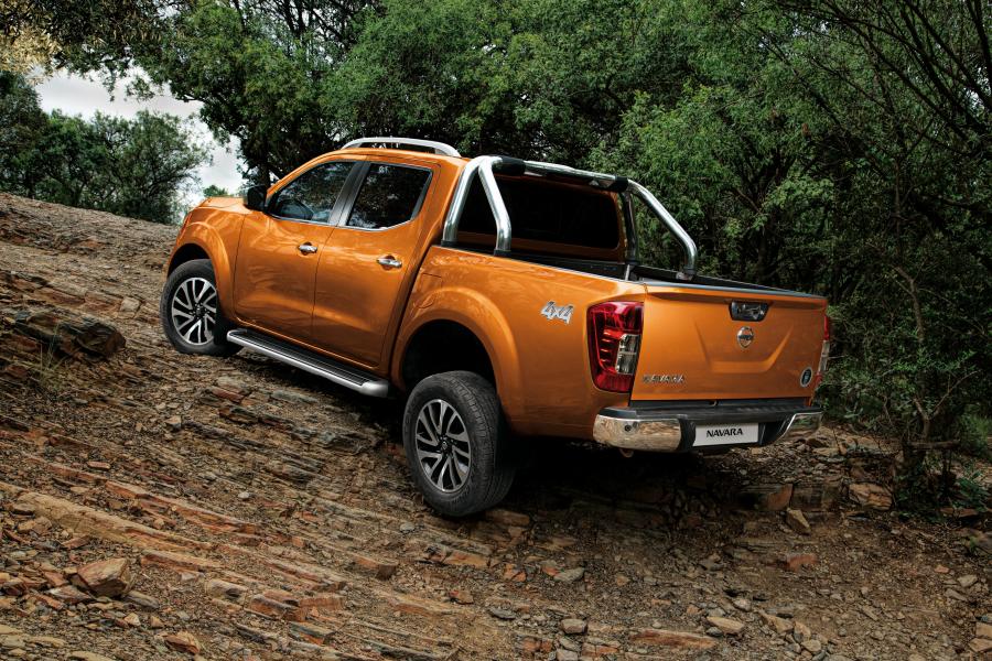  Nissan Navara Double Cab (D23) 2017 года  (ZA) (фото 8 из 26)